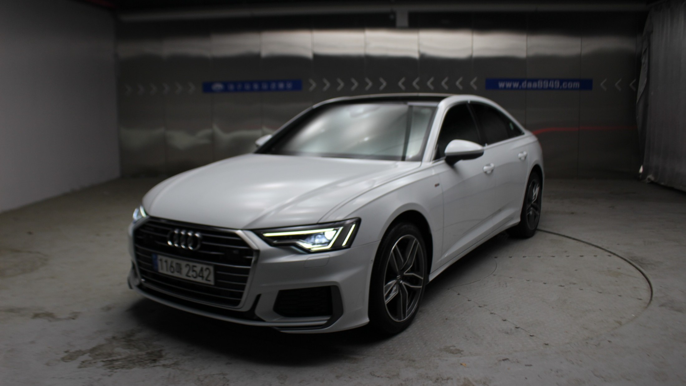 car preview