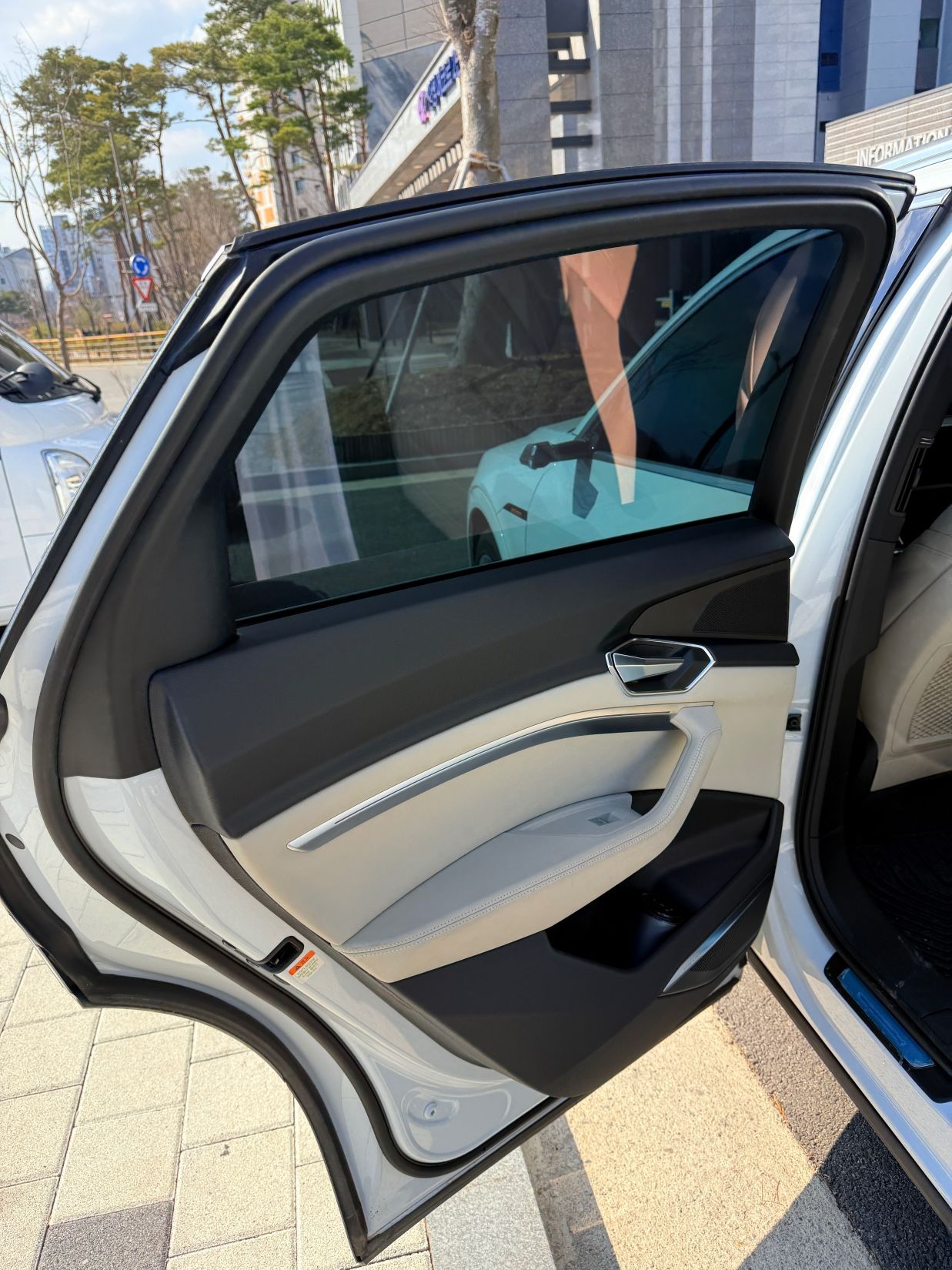 car slider