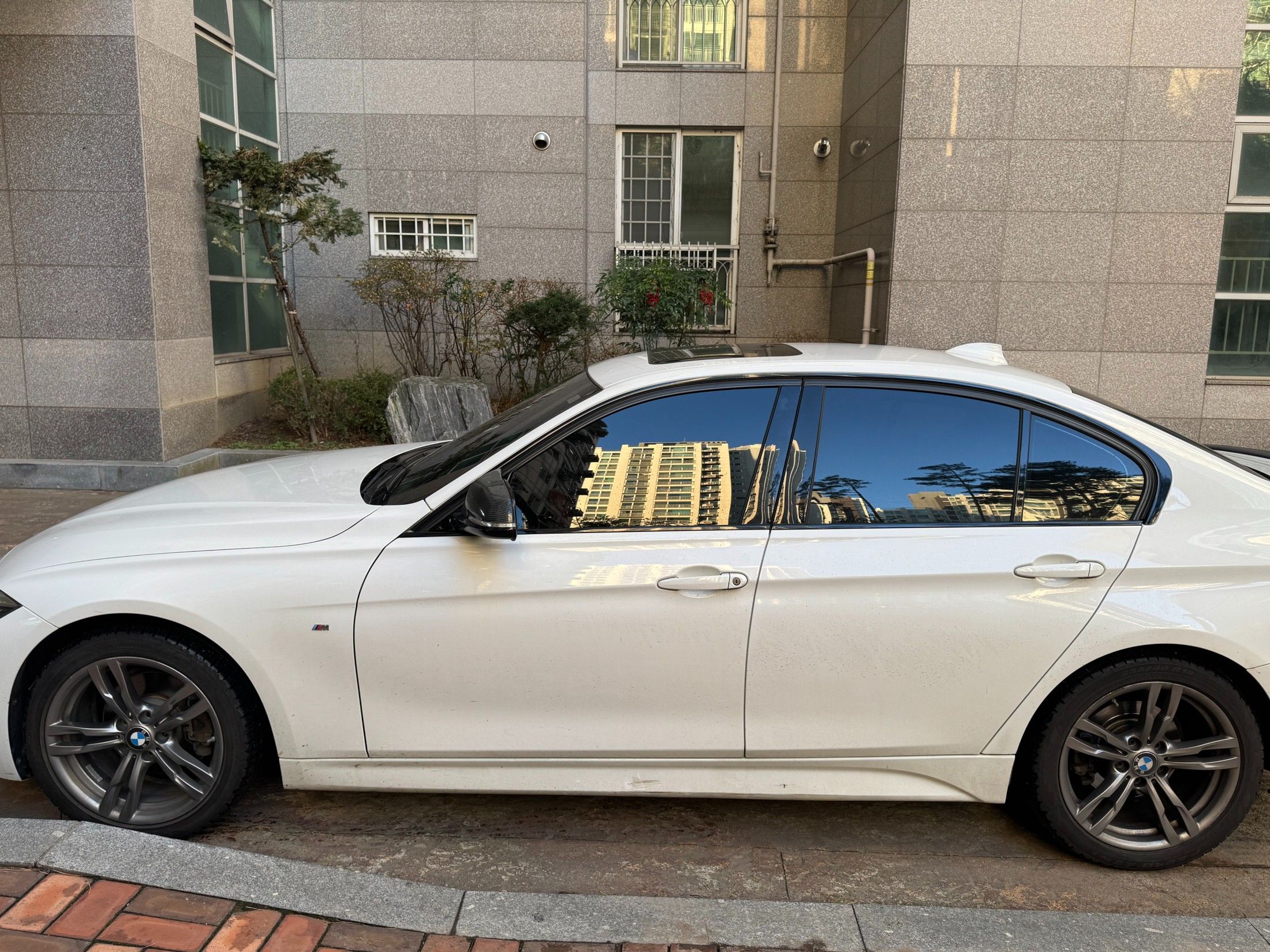car slider