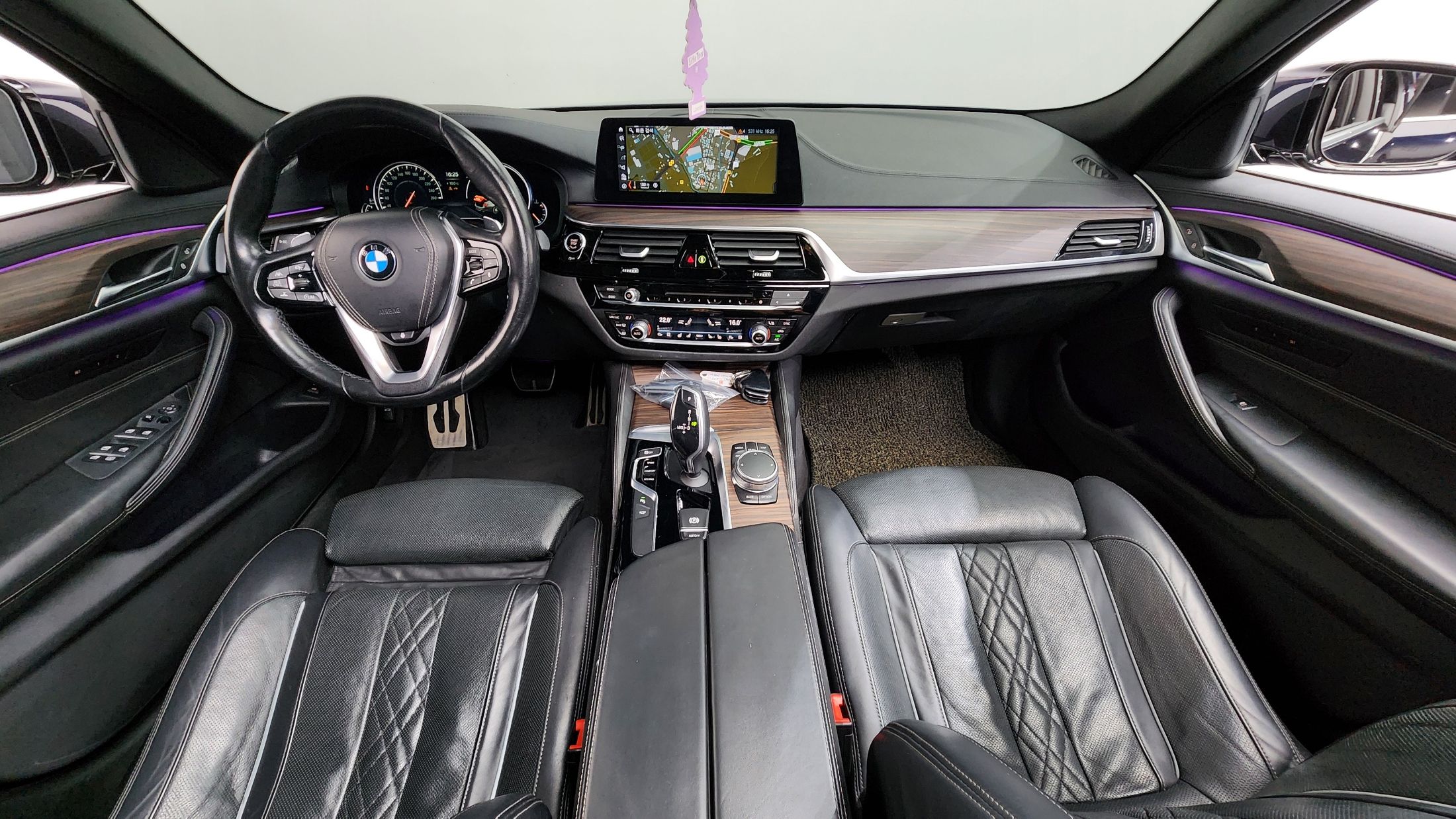 car slider