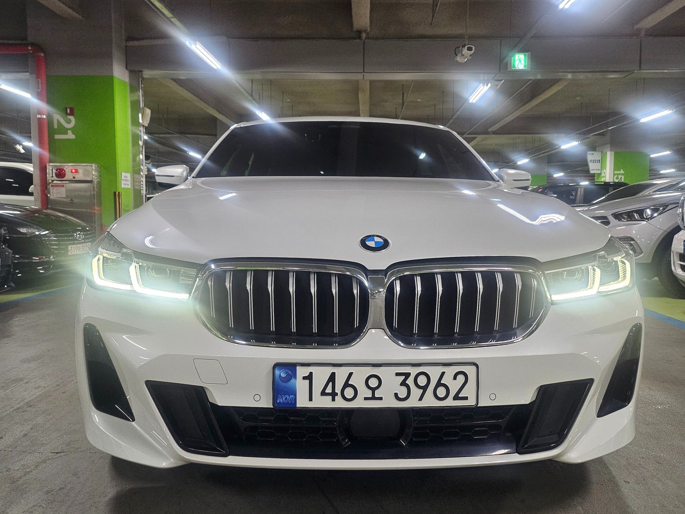 car preview