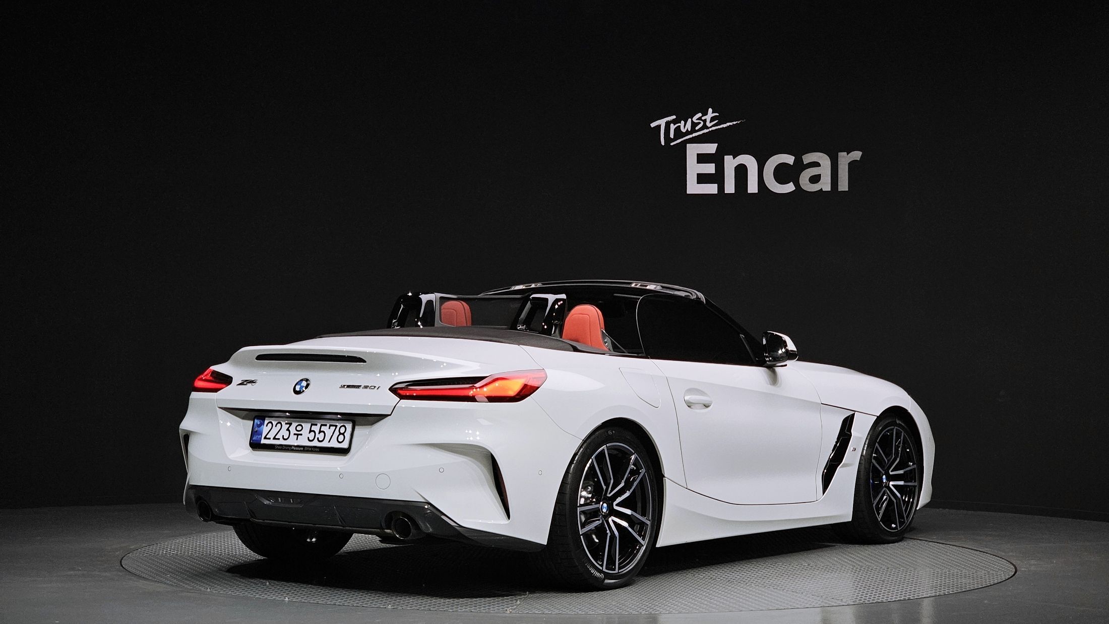 car preview