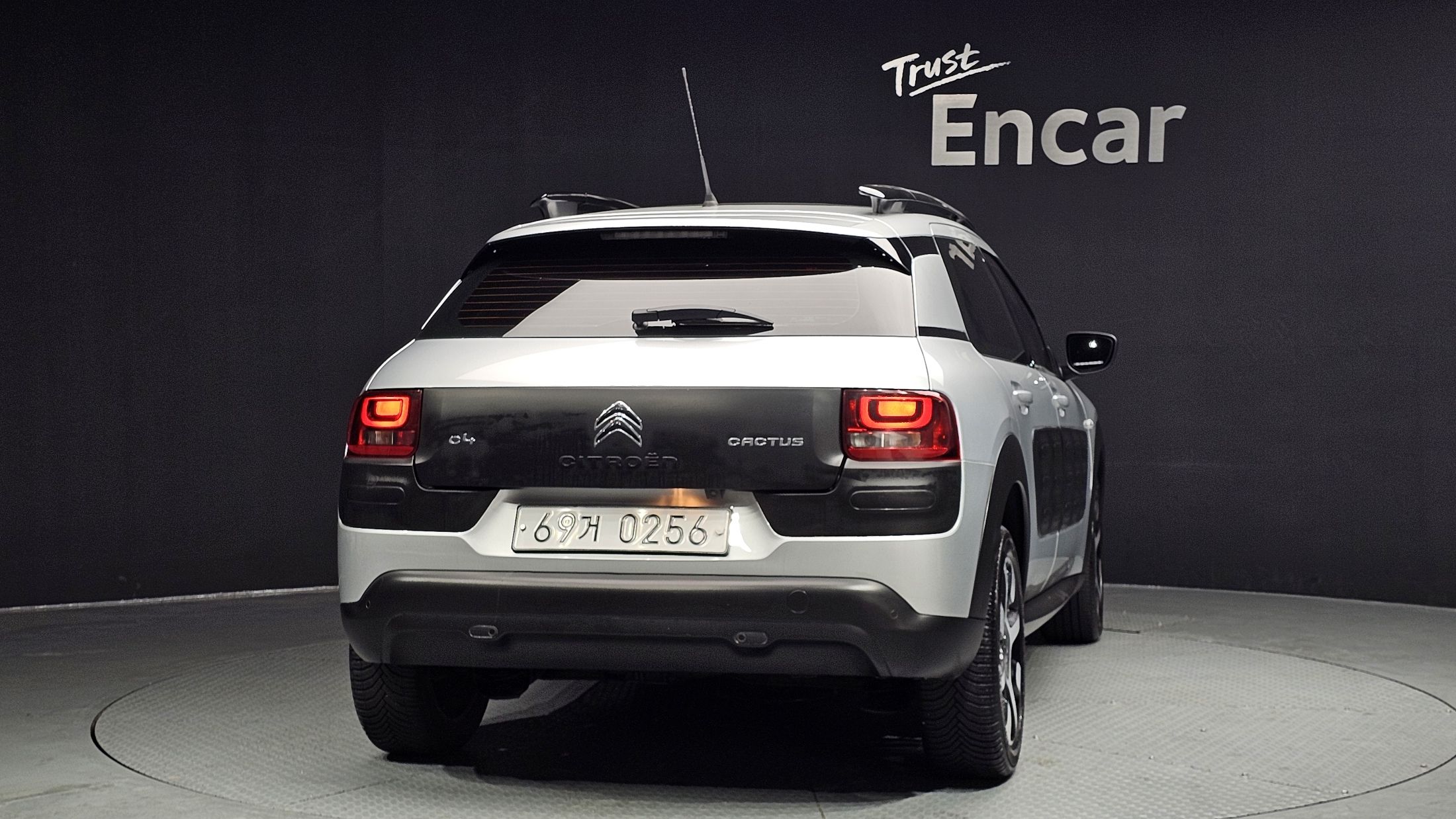 car preview