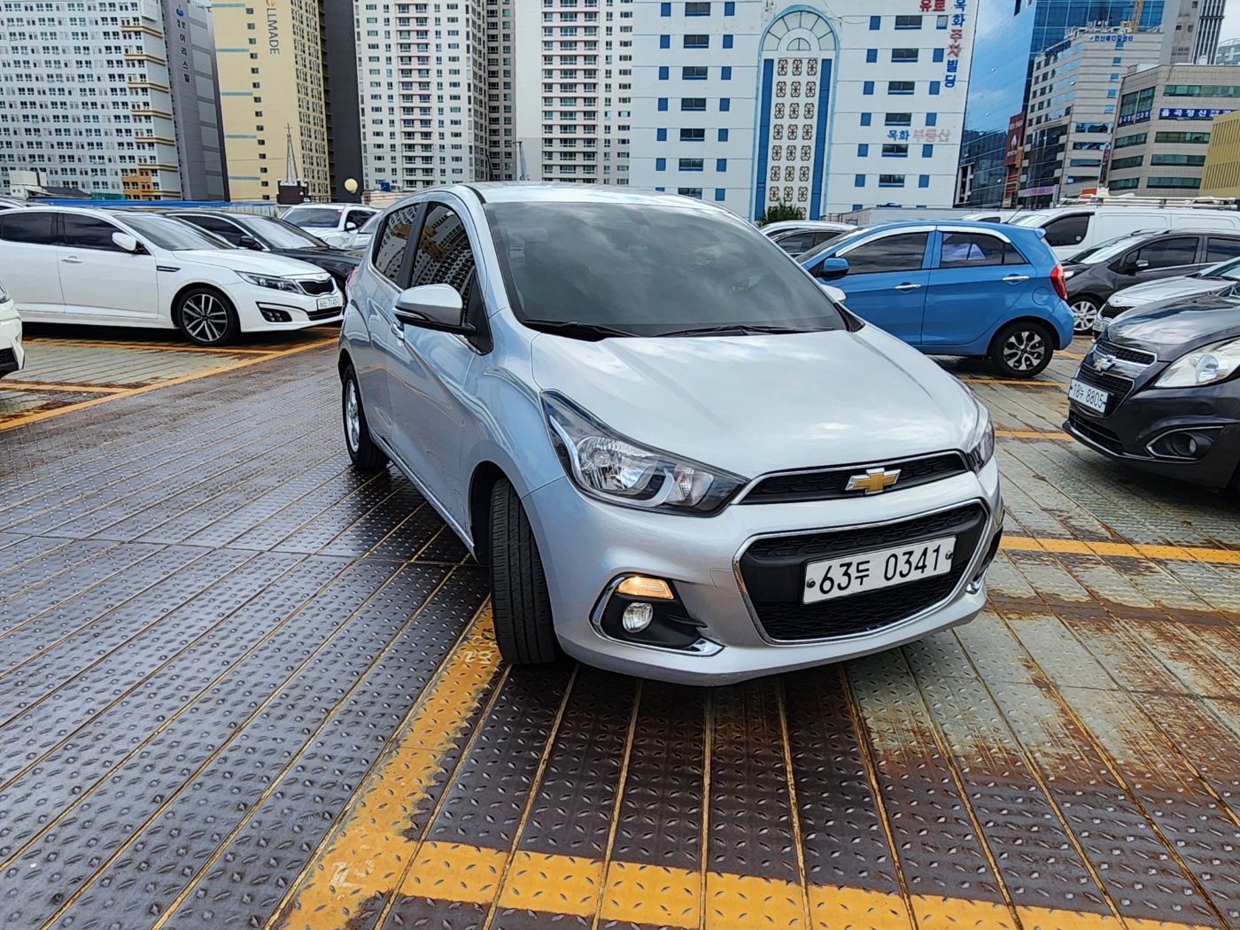 car preview