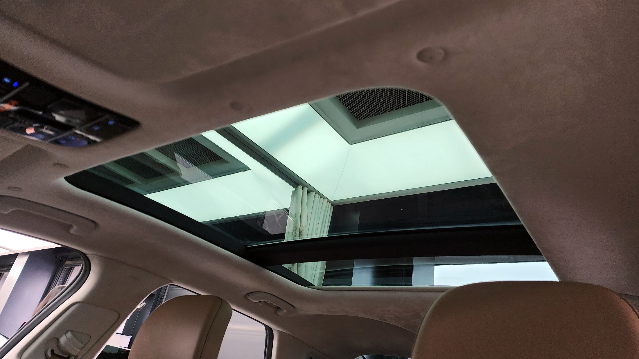 car slider