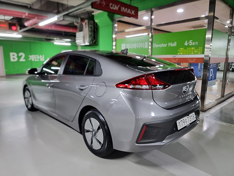 car preview