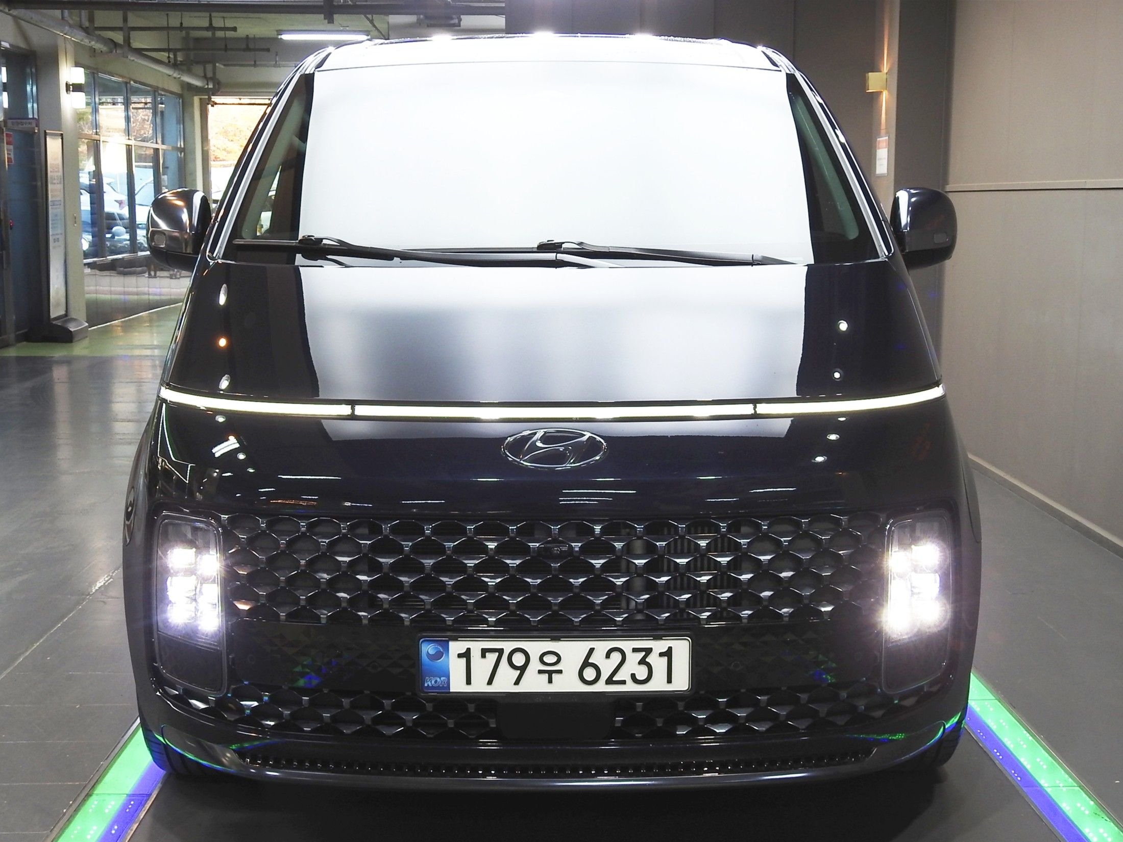 car preview