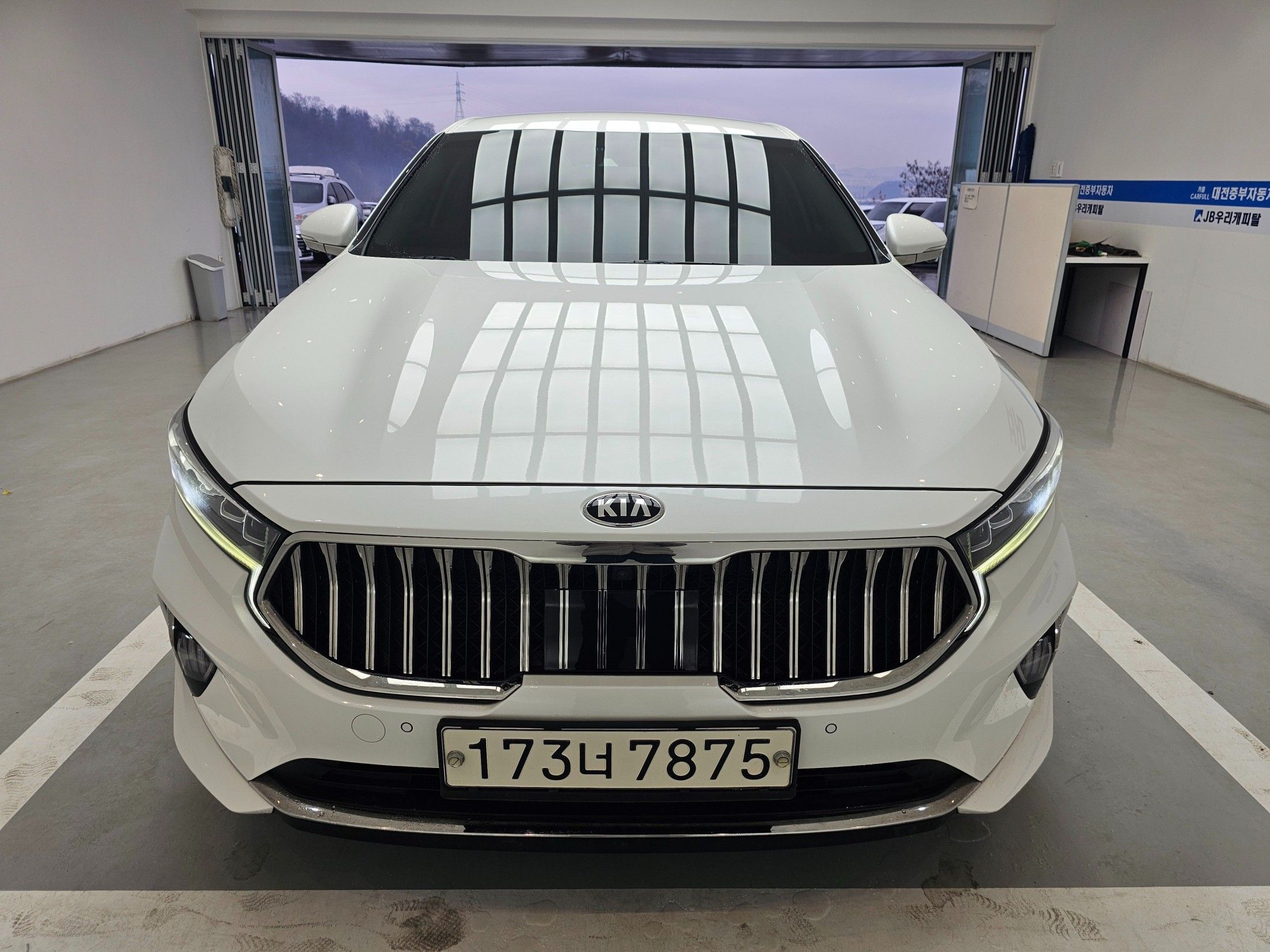 car preview