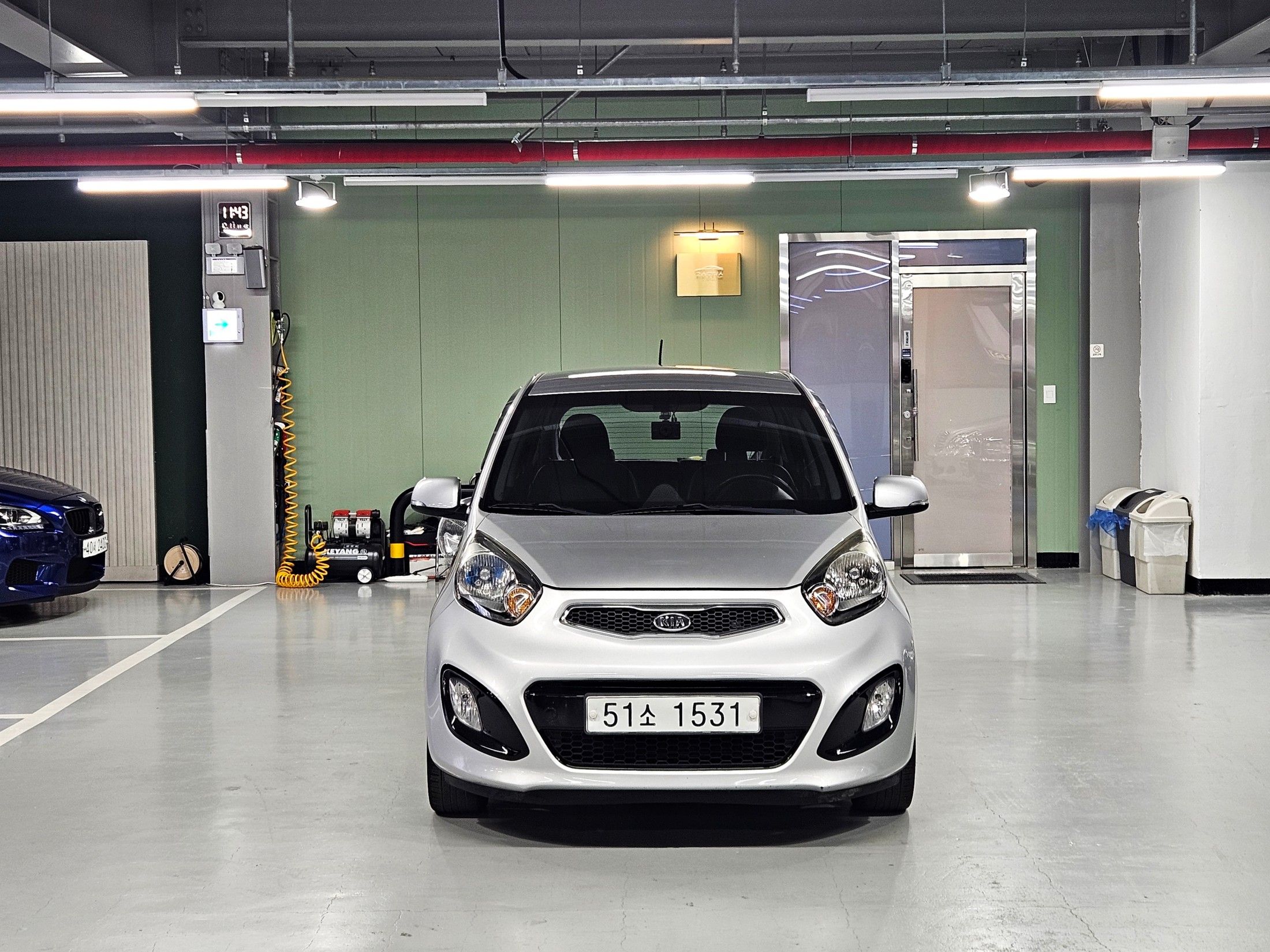 car preview