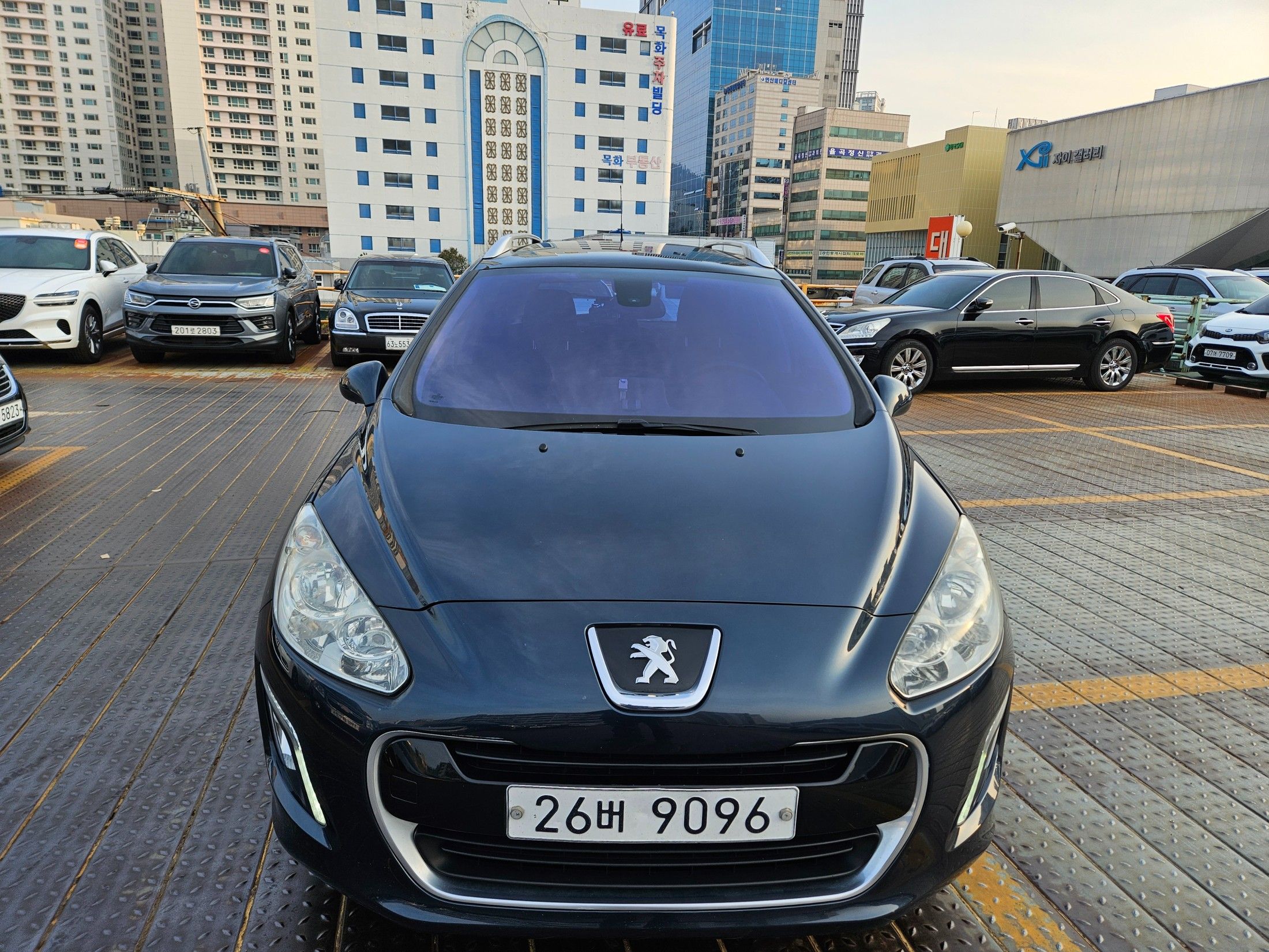 car preview
