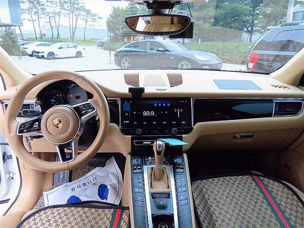 car slider