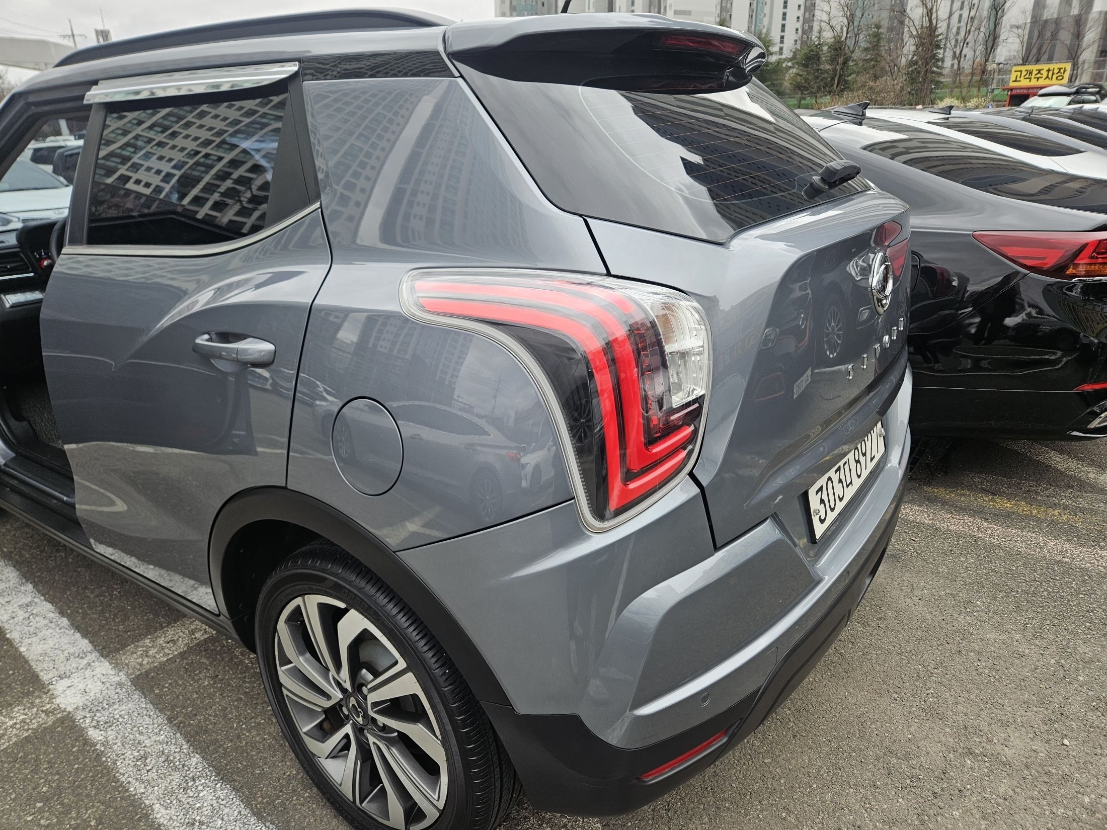 car preview